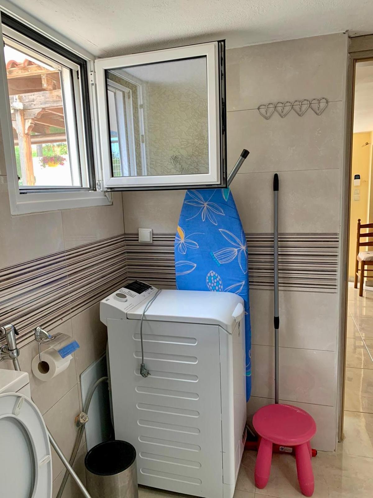 Sofia'S Seaview Villa Near Airport And Beach アルテミダ エクステリア 写真