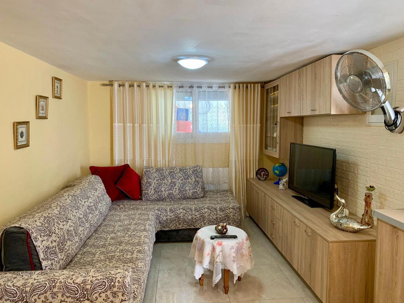 Sofia'S Seaview Villa Near Airport And Beach アルテミダ エクステリア 写真