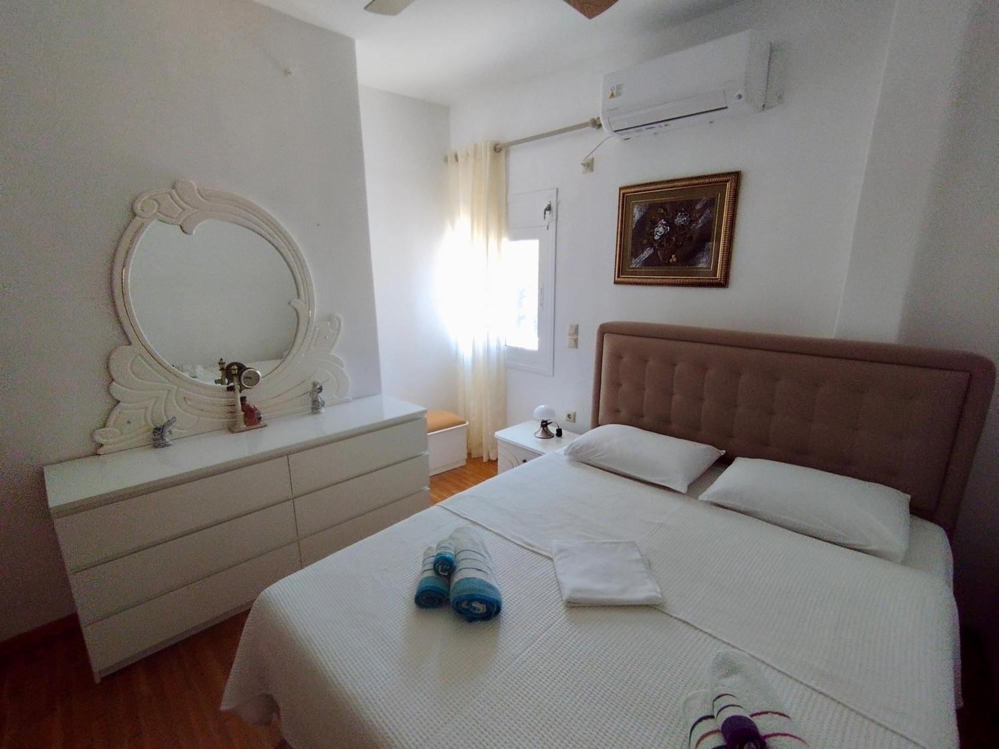 Sofia'S Seaview Villa Near Airport And Beach アルテミダ エクステリア 写真