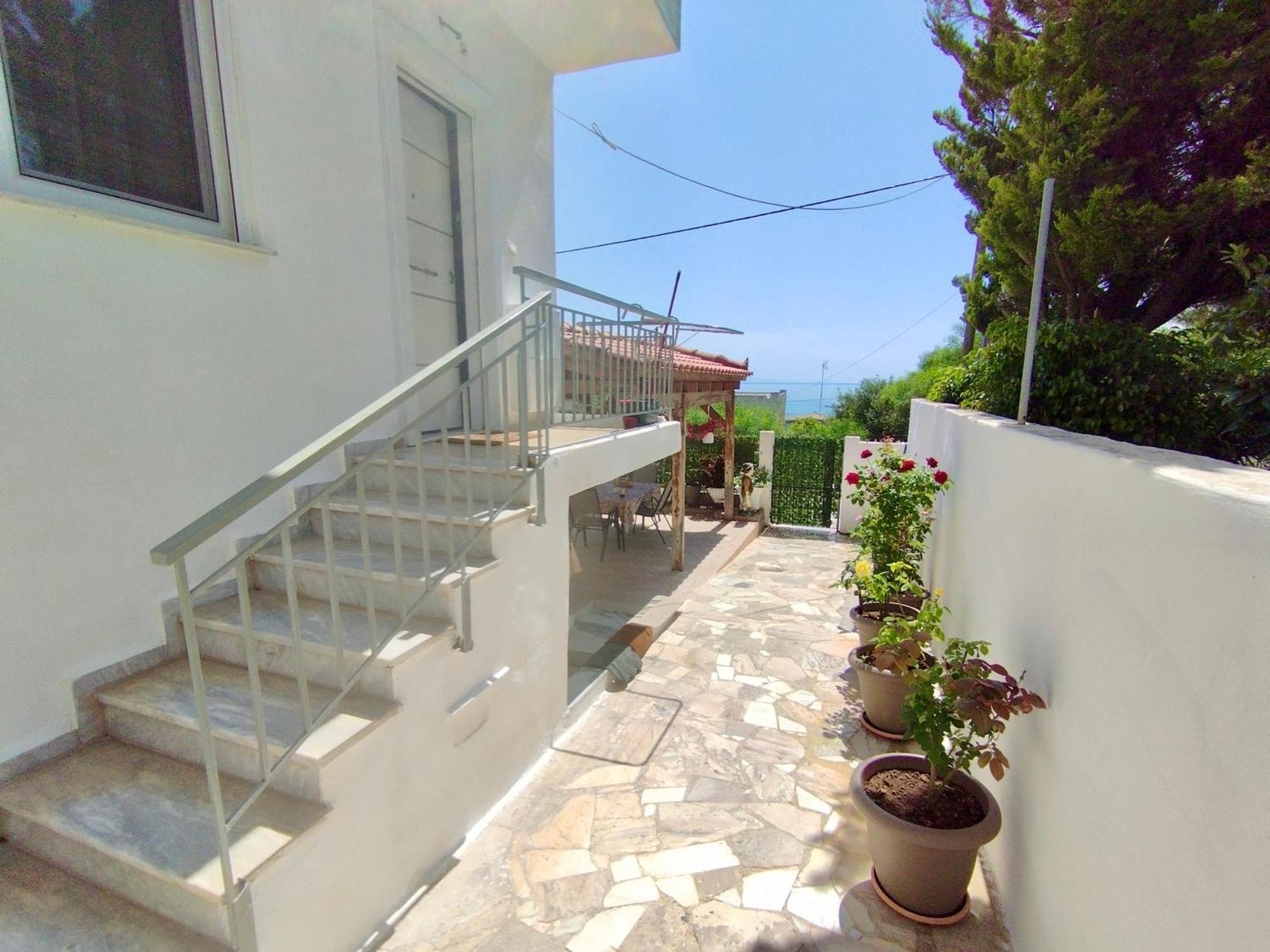 Sofia'S Seaview Villa Near Airport And Beach アルテミダ エクステリア 写真